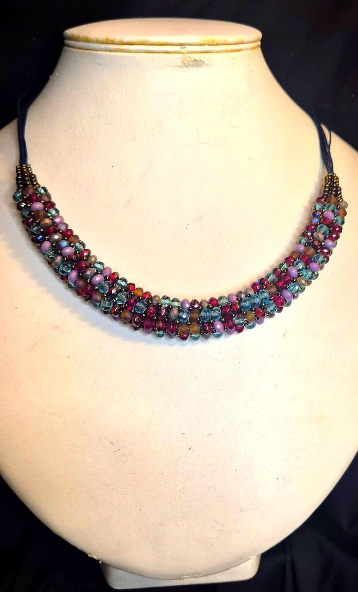 Burgundy and teal beaded collar from a bead afternoon