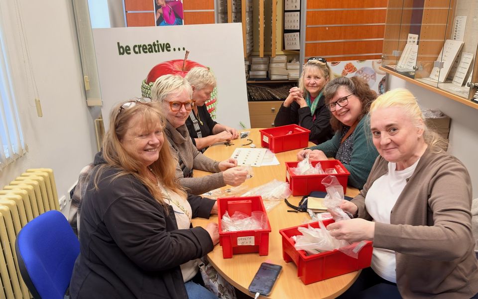 Tour group on a Bananas4Beading holiday