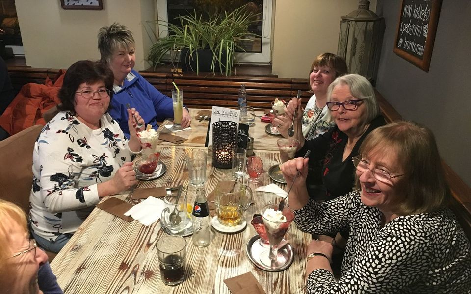 Tour group on a Bananas4Beading holiday