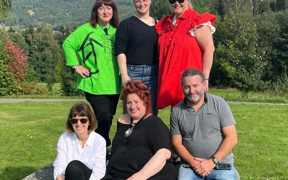 Tour group on a Bananas4Beading holiday